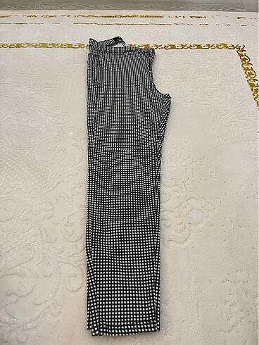 BERSHKA KARELİ PANTOLON
