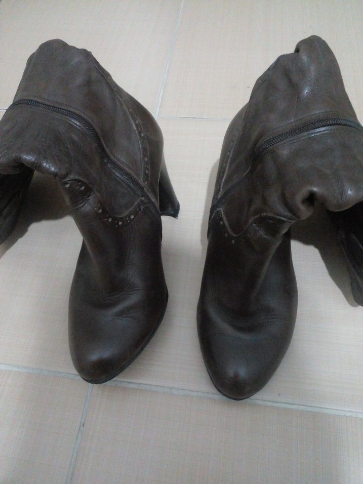 Kahverengi Deri Dizüstü Topuklu Kadın Çizmesi - Görsel 3