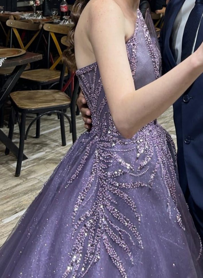 Mor Straplez Uzun nişan Elbisesi ,ayakkabısı çantası ve tacı - Görsel 4