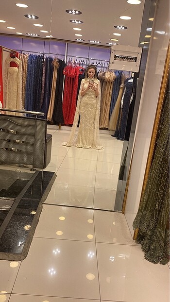 Abiye taşlı elbise