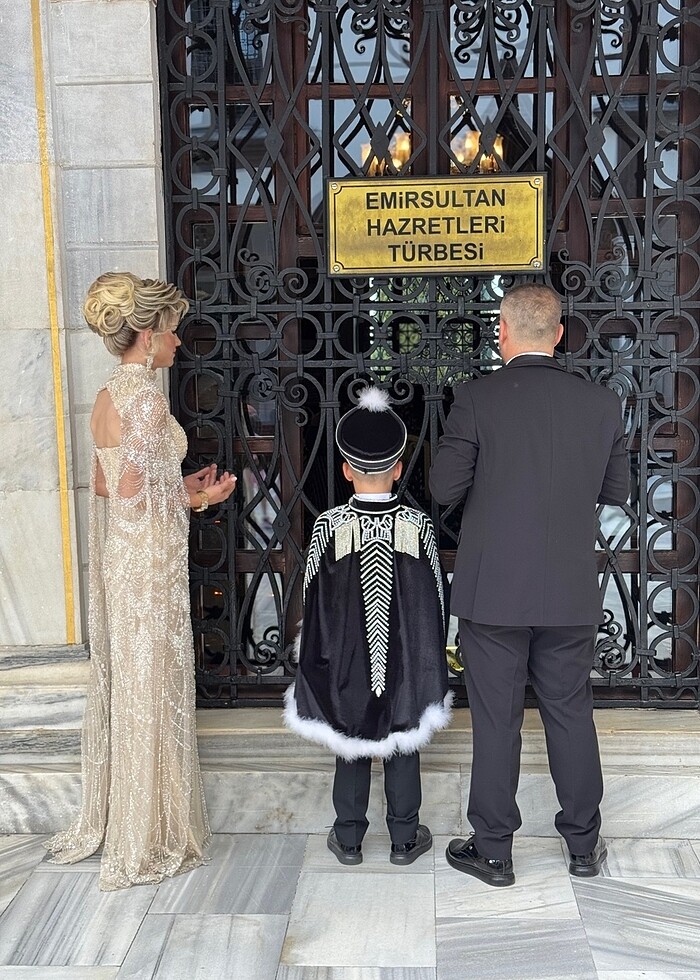 Abiye taşlı elbise - Görsel 5