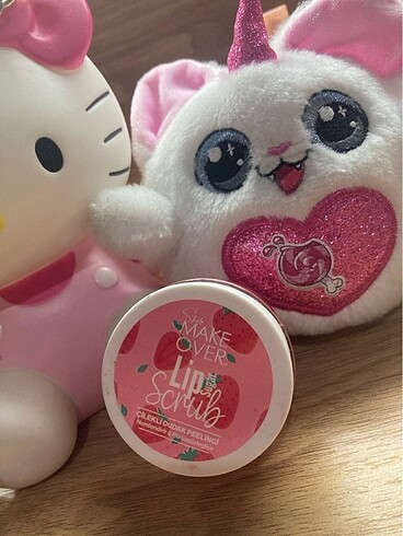 Sephora Çilekli lip scrub