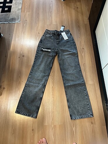 Trendyol milla marka 36 beden gri renk kot pantolon