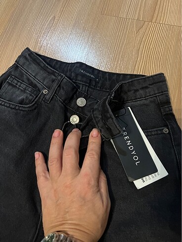32 Beden gri Renk Trendyol milla 32 beden yeni koyu gri kot pantolon ????