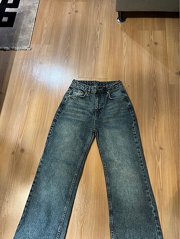 Trendyol & Milla Trendyol milla marka 36 beden hiç kullanılmamış kot pantolon ???