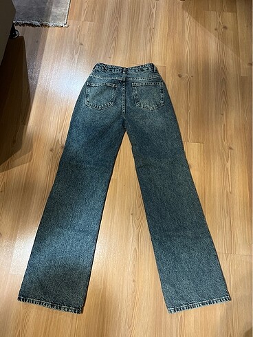 36 Beden çeşitli Renk Trendyol milla marka 36 beden hiç kullanılmamış kot pantolon ???