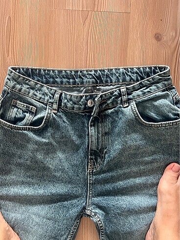 Trendyol & Milla Trendyol milla marka 42 beden hiç kullanılmamış kot pantolon ???