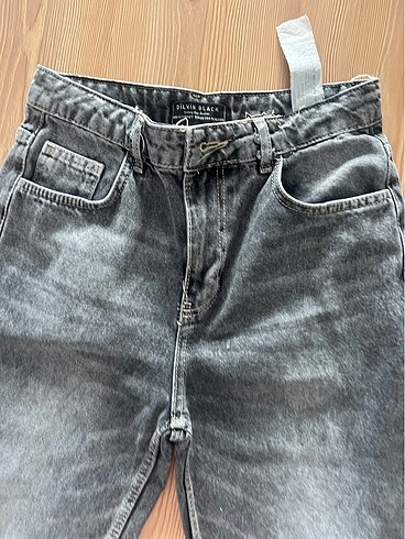 38 Beden 38 beden gri denk hiç kullanılmadı kot pantolon ????