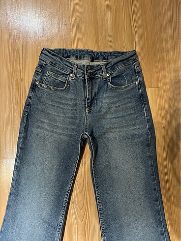 36 Beden 36 beden mavi renk Licralı İspanyol paça kot pantolon ????