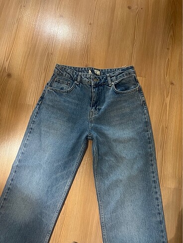 Diğer 38 beden baggy model mavi renk kot pantolon ????