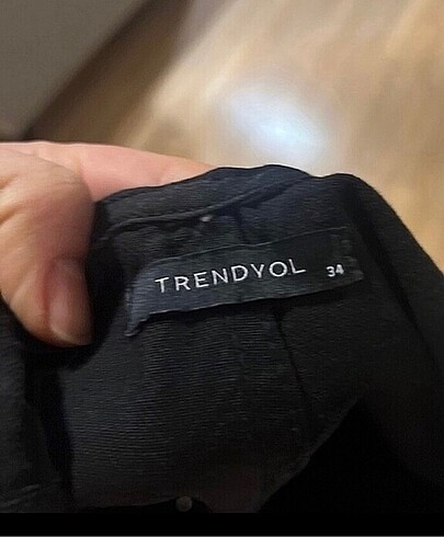 34 Beden siyah Renk Trendyol milla marka solopet siyah renk 34 beden
