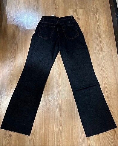 36 Beden siyah Renk Trendyol milla marka 36 beden siyah renk kot pantolon ????