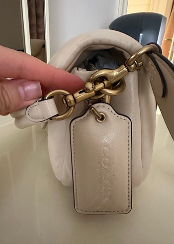 Coach Özel Butik Ürün Krem Puffer Deri Kadın Omuz Çantası - Görsel 6