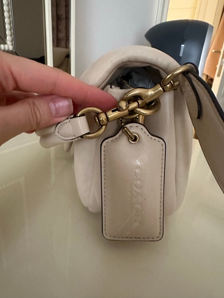 Coach Özel Butik Ürün Krem Puffer Deri Kadın Omuz Çantası - Görsel 5