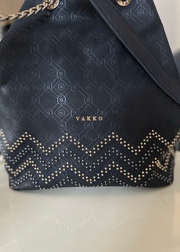 Siyah Zincir Detaylı Deri Vakko Çanta - Görsel 2