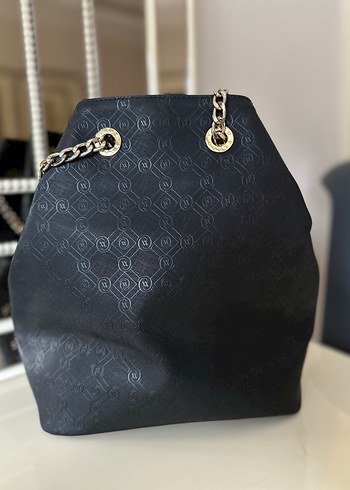 Siyah Zincir Detaylı Deri Vakko Çanta - Görsel 5