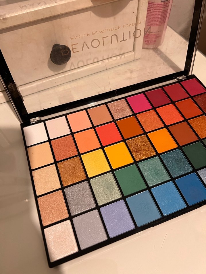 Revolution far palet - Görsel 3