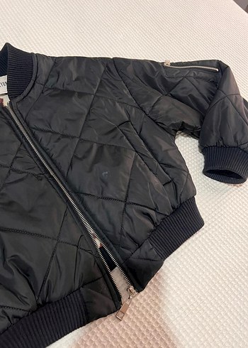 Siyah şişme crop ceket mont