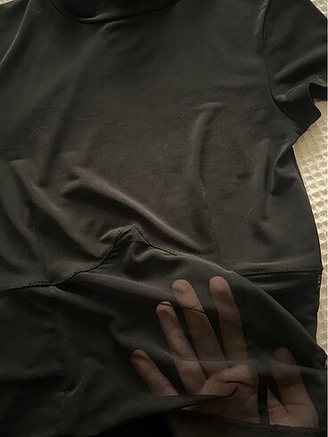 s Beden siyah crop bluz