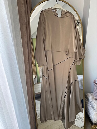 38 Beden camel Renk Fushya saten elbise