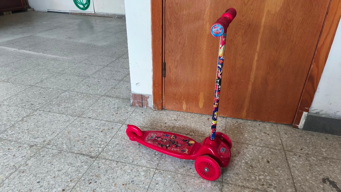 Süper Hero Renkli Kız Çocuk Scooterı - Görsel 4