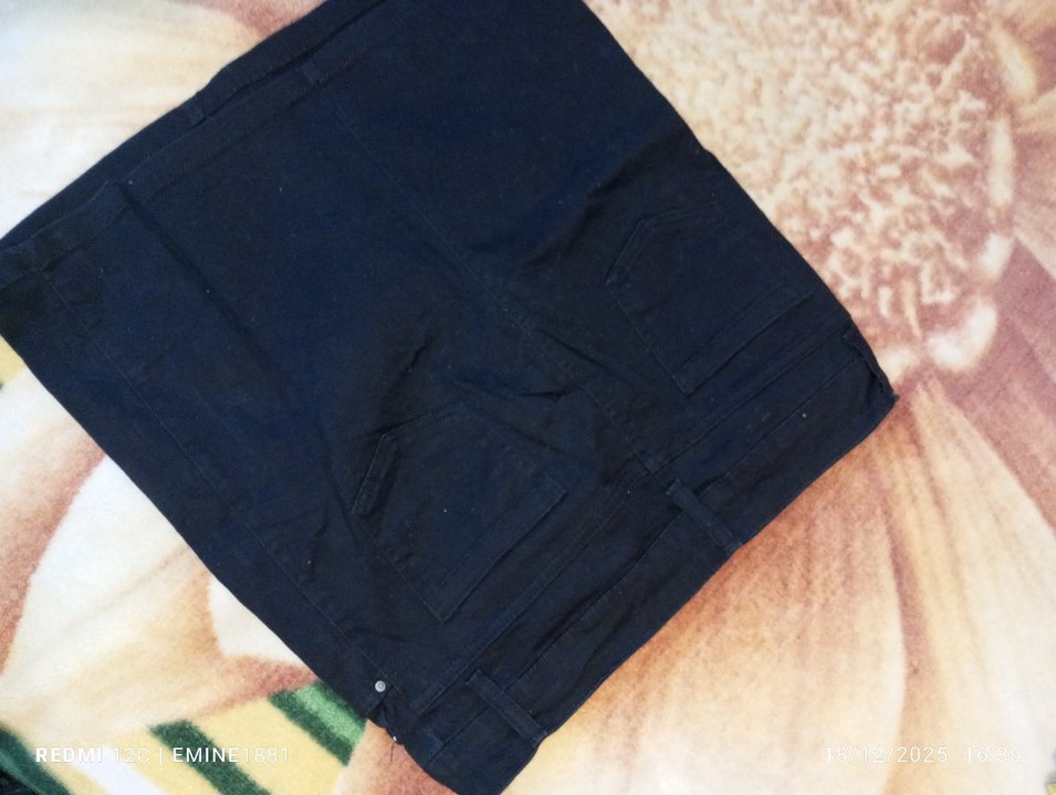 Düğmeli Siyah Kadın Boyfriend Denim Pantolon - Görsel 4