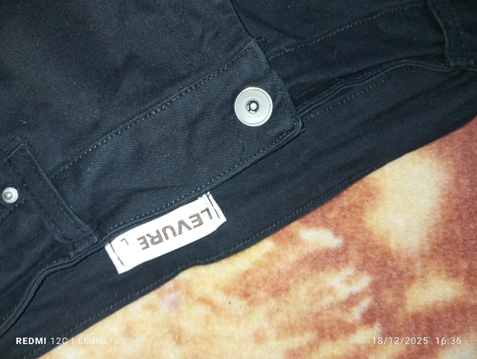 Düğmeli Siyah Kadın Boyfriend Denim Pantolon - Görsel 2