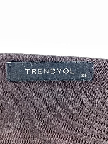 34 Beden çeşitli Renk Trendyol & Milla Kısa Elbise %70 İndirimli.