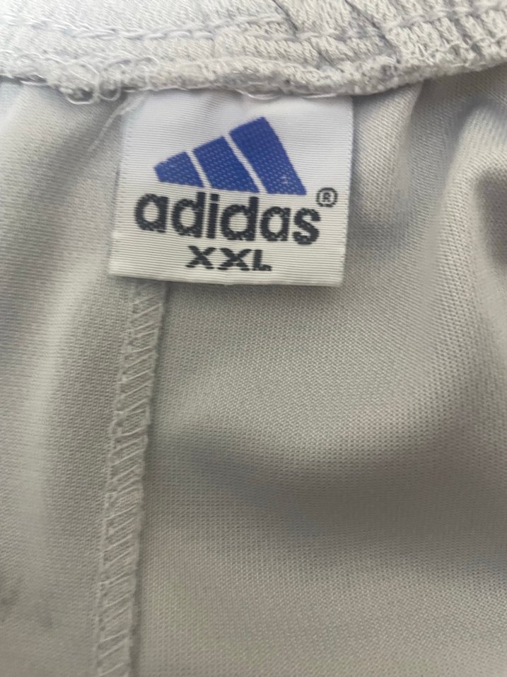 Adidas Beyaz Elastik Bel Erkek Şort - Görsel 4