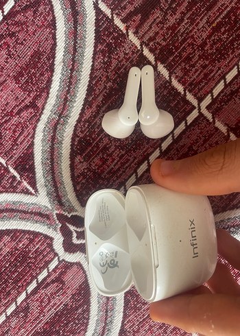 Infinix Beyaz Kablosuz Kulaklık - Görsel 4