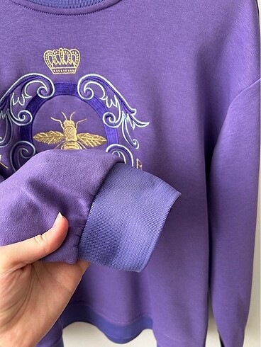 Zara Sweatshirt