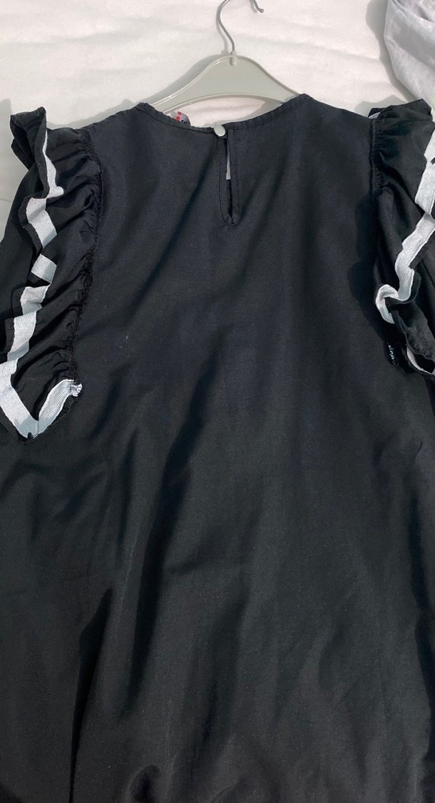 Uzun Kollu V Yaka Siyah Gotik Tunik - Görsel 3