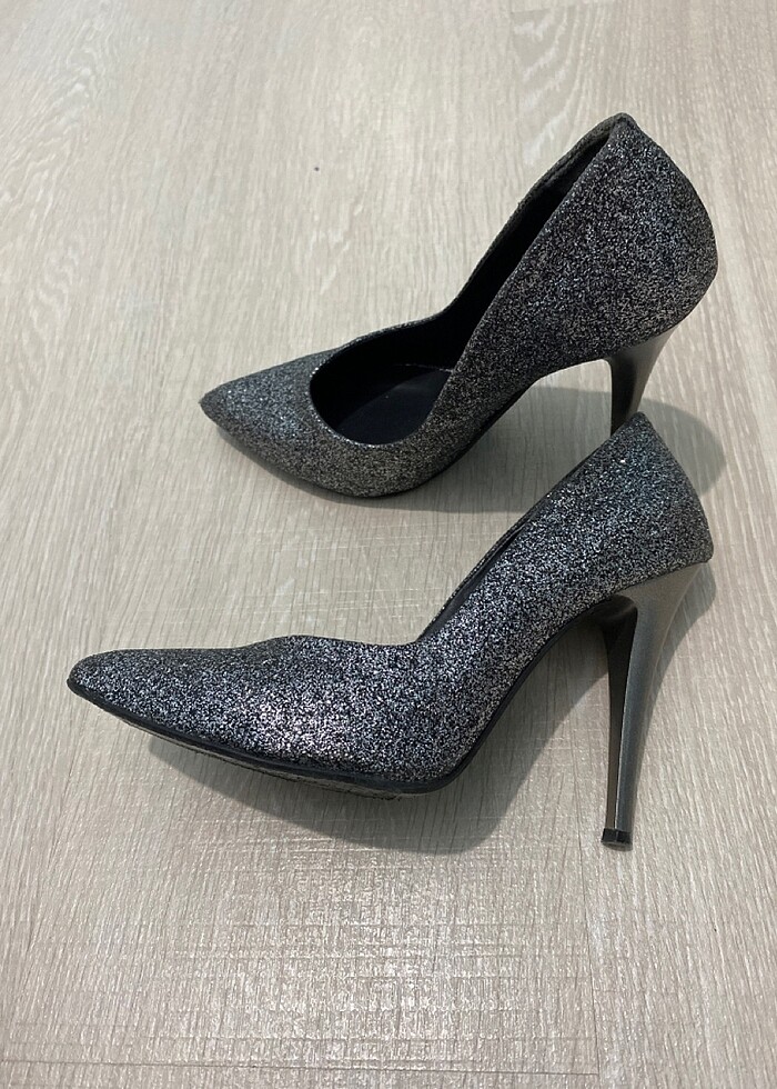 Topuklu ayakkabı - Görsel 3