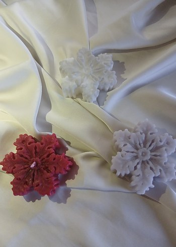 Renkli Kar Tanesi Şekilli Mumlar - Görsel 4