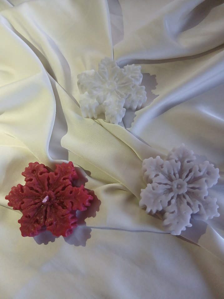 Renkli Kar Tanesi Şekilli Mumlar - Görsel 4