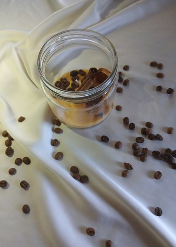 Parlak Turuncu Kavanoz Mum - Görsel 3