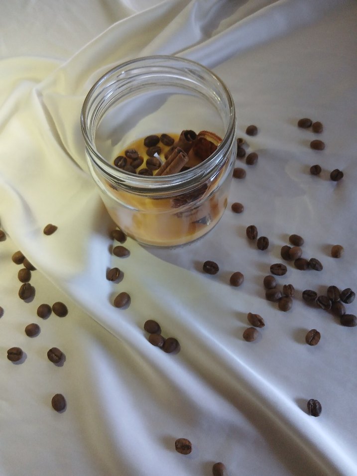 Parlak Turuncu Kavanoz Mum - Görsel 3