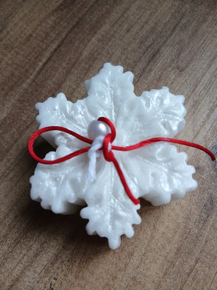 Beyaz Kar Tanesi Şekilli Mum - Görsel 2