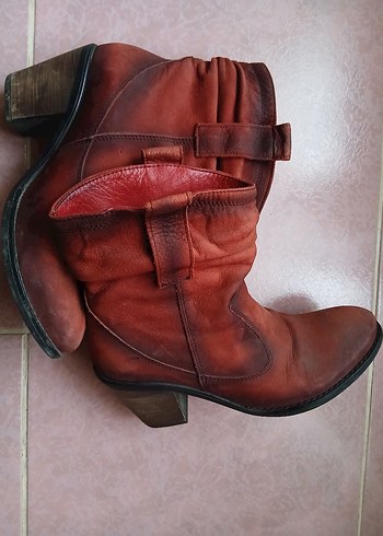 Kırmızı Süet Topuklu Kadın Bot - Görsel 6