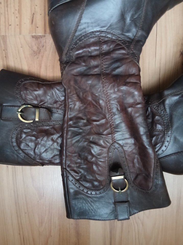 Kahverengi Deri Tokalı Diz Boyu Bot - Görsel 3