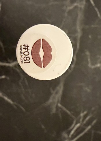 Dudak Dövmesi - Görsel 2