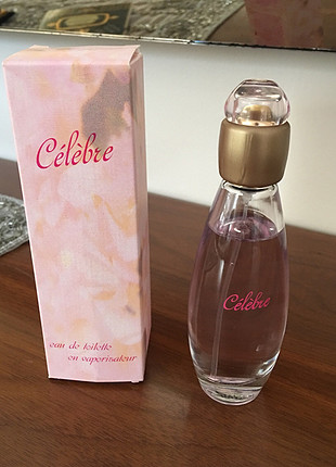 Sıfır avon celebre parfüm 50 ml