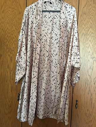 Mango Saten ve şık kimono