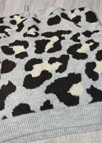 Gri Zebra Desenli Örgü Kadın Kazak - Görsel 5