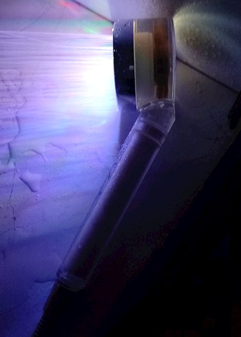 Beyaz letli duş başlığı arıtma lı ve tasarrufu lu duş başlığı - Görsel 5