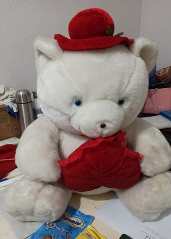 Kırmızı Şapkalı Beyaz Peluş Ayı Oyuncak - Görsel 4