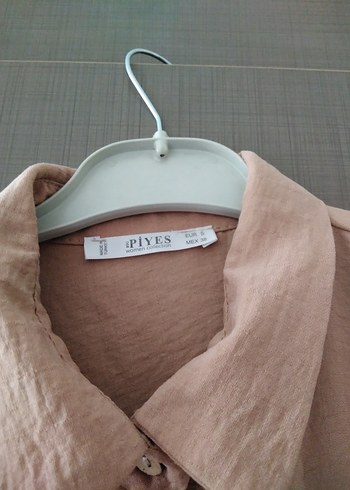 Zara Bej Düğmeli Uzun Kollu Keten Gömlek