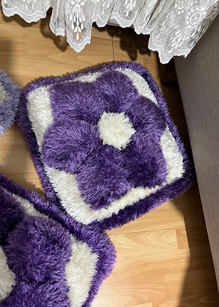 El örgüsü pofuduk minderler - Görsel 2