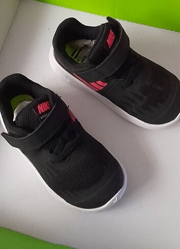 Nike spor ayakkabı