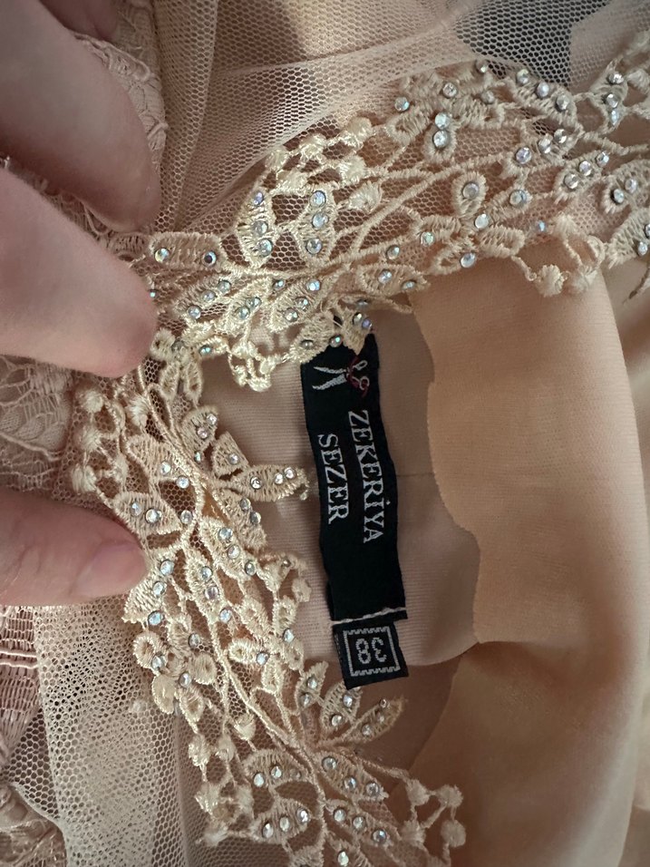 Bej Dantel Detaylı Uzun Abiye Elbise - Görsel 3